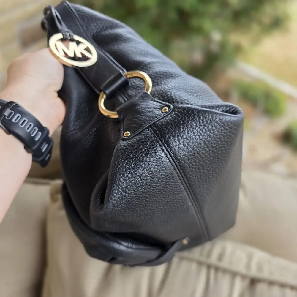 Michael Kors Large Austin pebbled black Leather Shoulder Bag $348.00